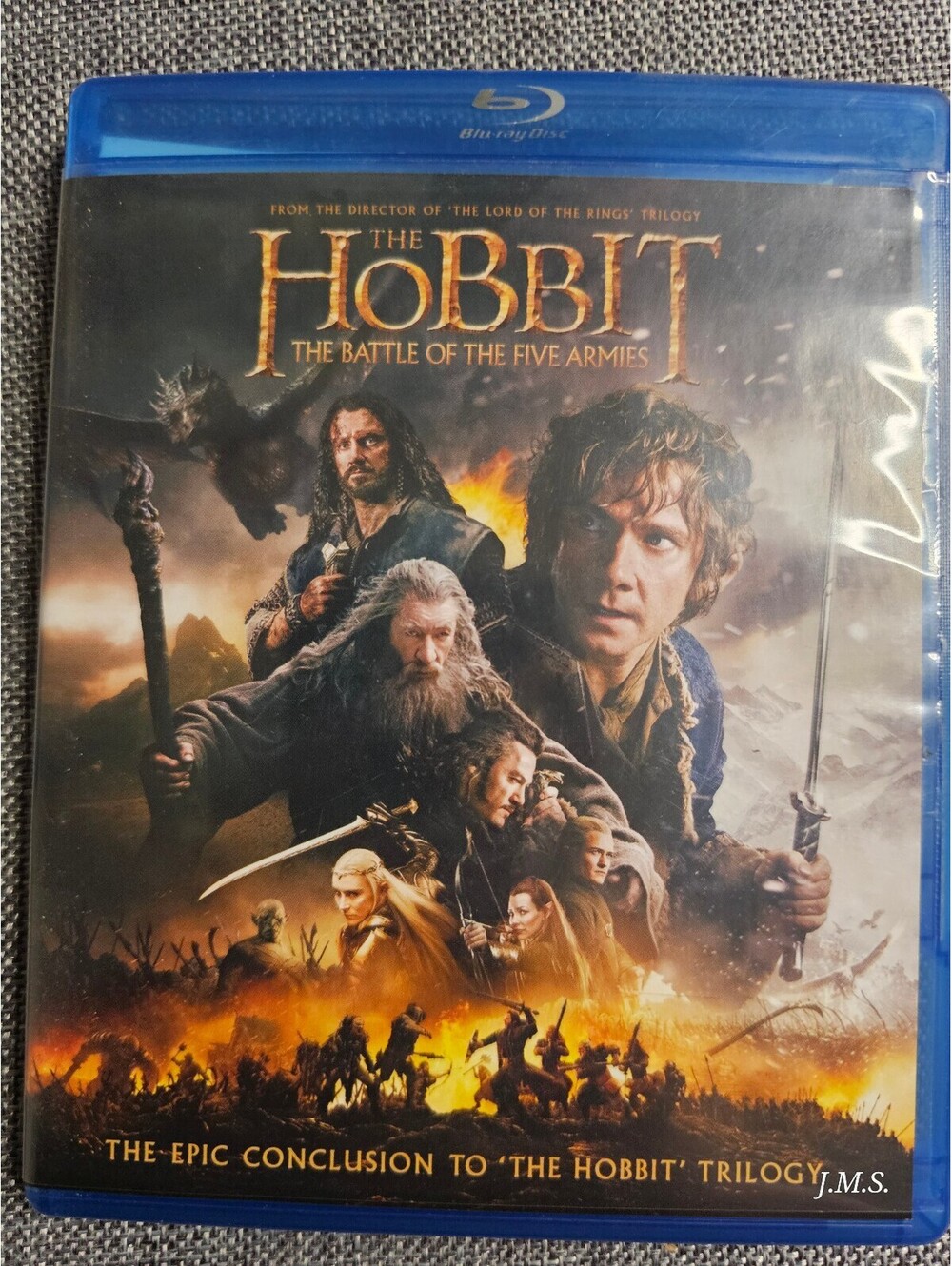 The Hobbit: The Battle of the Five Armies Blu-ray and DVD Set - Good Condition